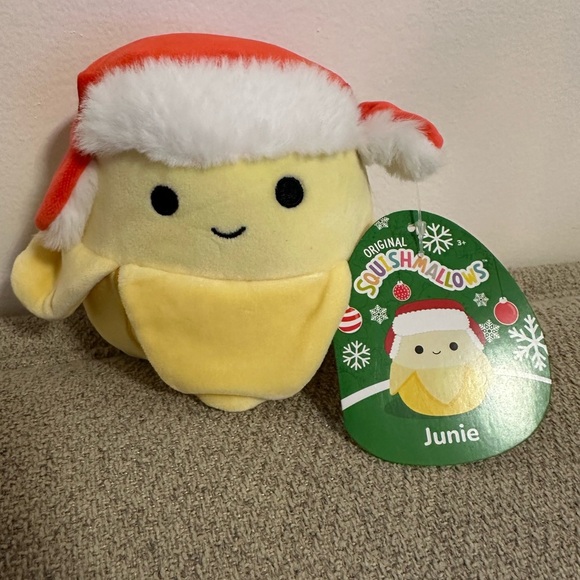 NWT 5" JUNIE BANANA SQUISHMALLOW CHRISTMAS - Picture 1 of 6